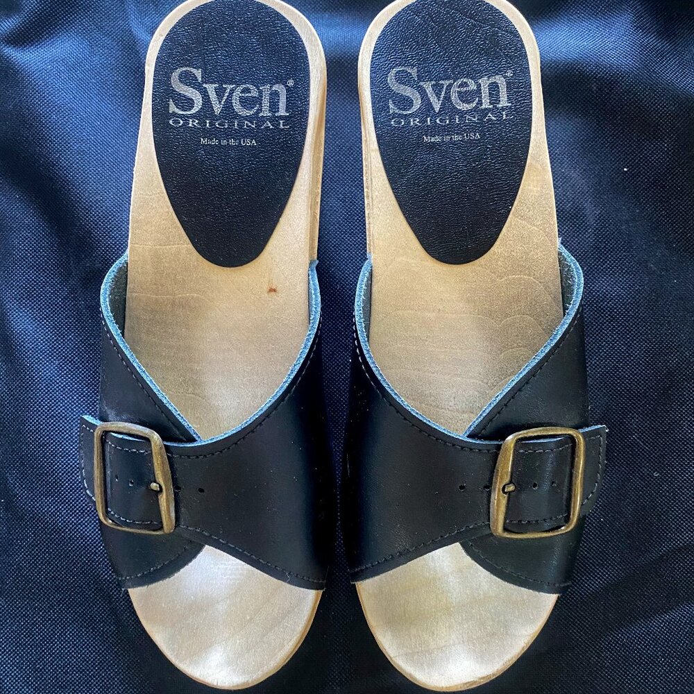 Sven Black Leather Buckle Clog Mules / 38